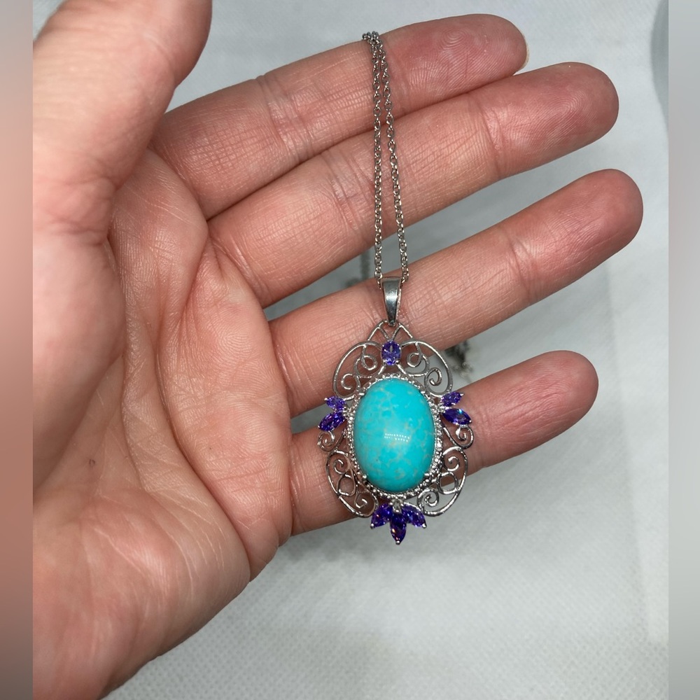 Karis Collection Blue Howlite Simulated Purple Diamond Pendant Necklace J95